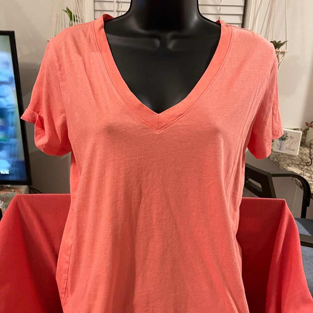 Forever21v neck